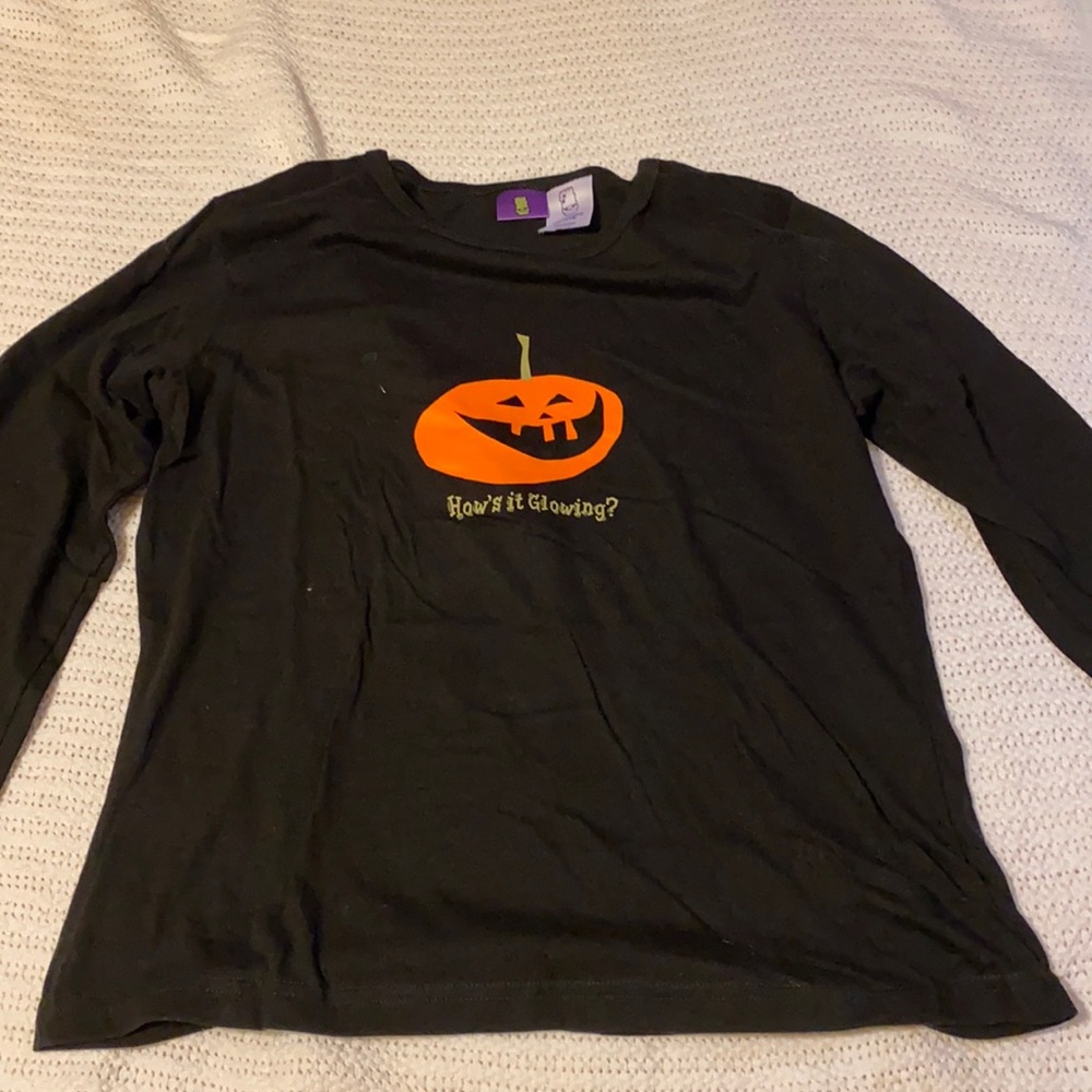 Ladies small sweatshirt size 4 to 6 black